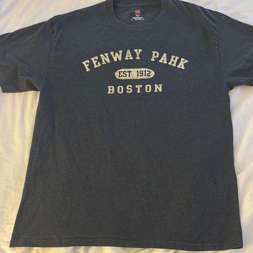 Boston Red Sox FENWAY PAHK ⚾️Unisex Shirt - Large